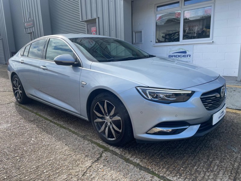 VAUXHALL INSIGNIA