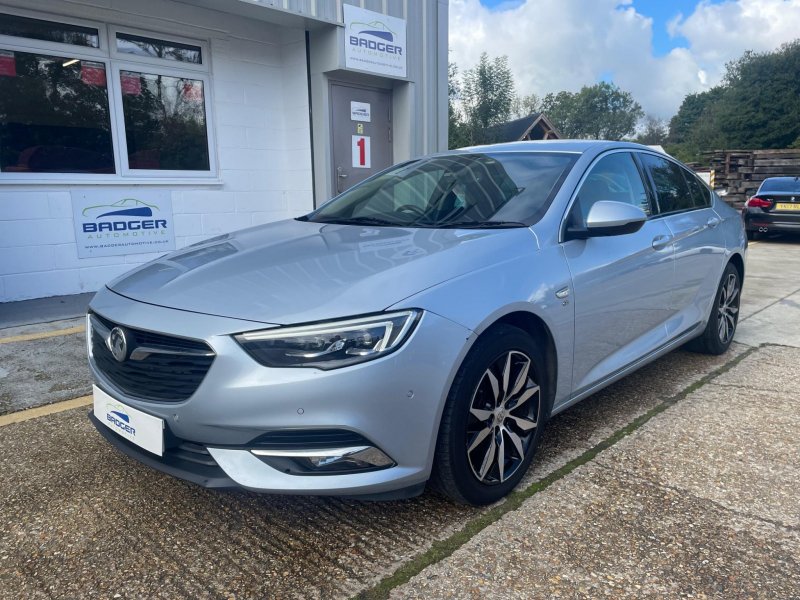 VAUXHALL INSIGNIA