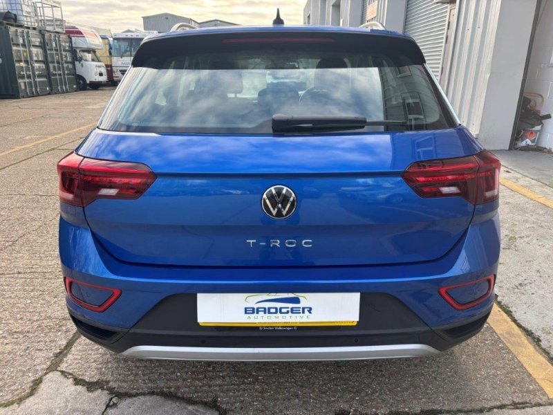 VOLKSWAGEN T-ROC