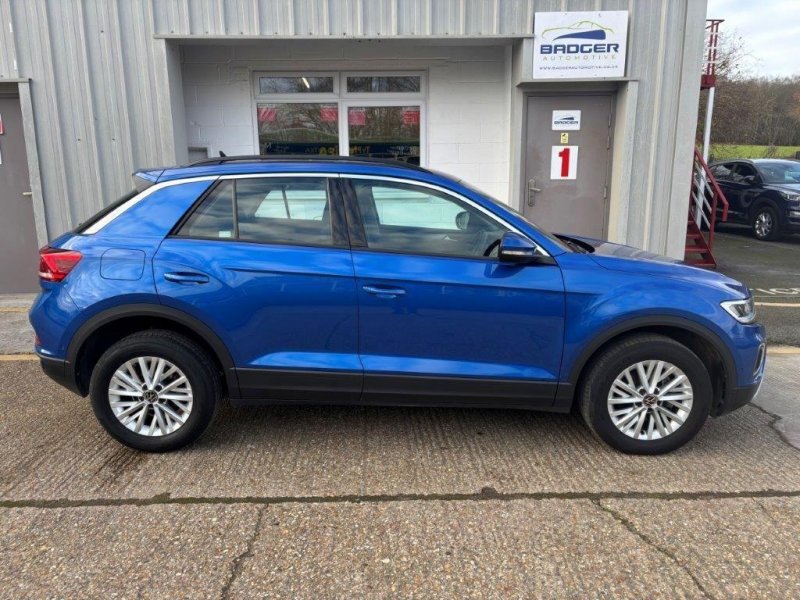 VOLKSWAGEN T-ROC
