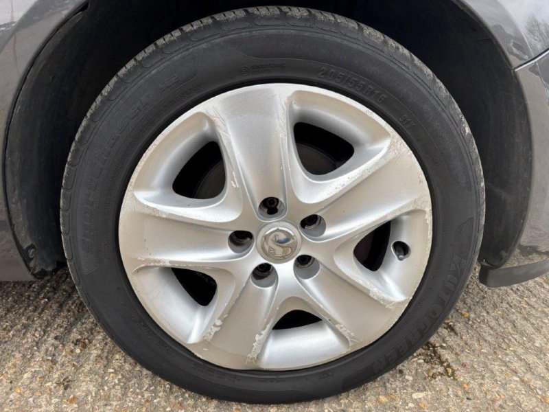 VAUXHALL ZAFIRA