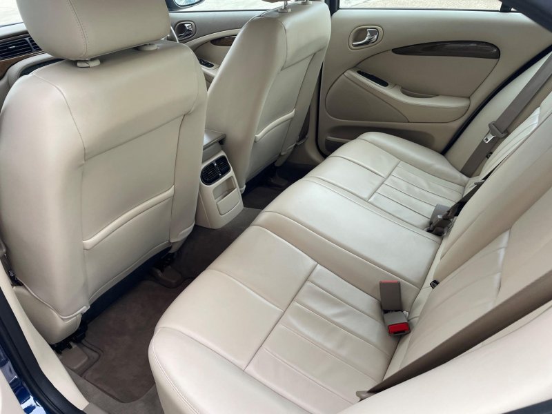 JAGUAR S-TYPE