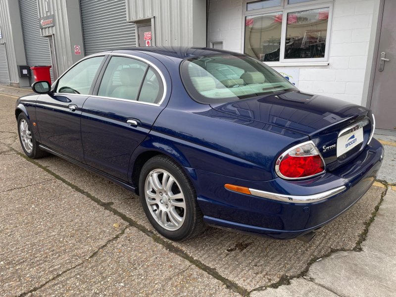 JAGUAR S-TYPE