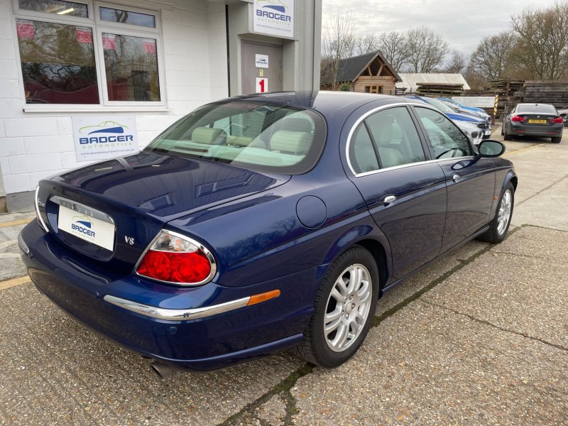 JAGUAR S-TYPE