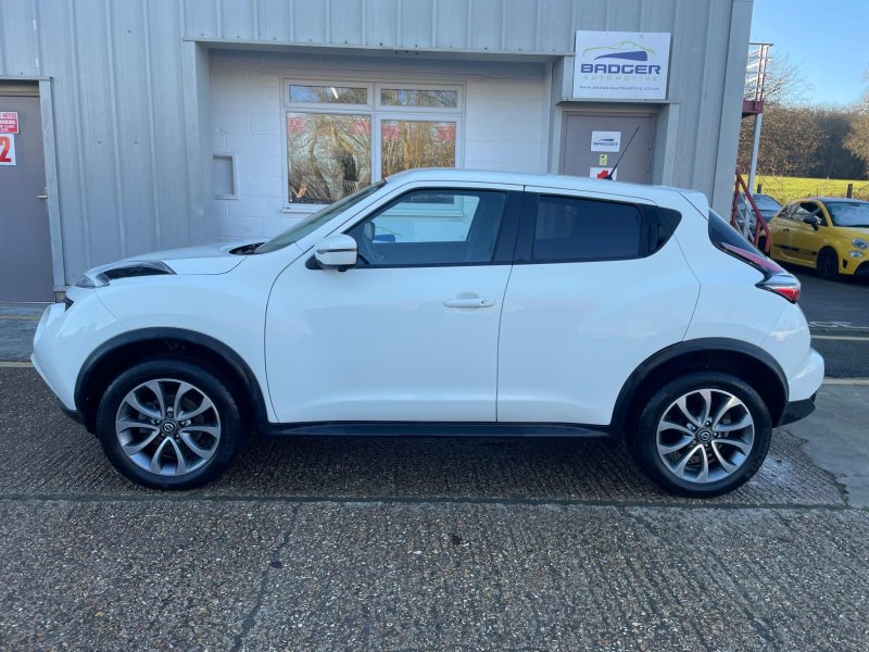 NISSAN JUKE