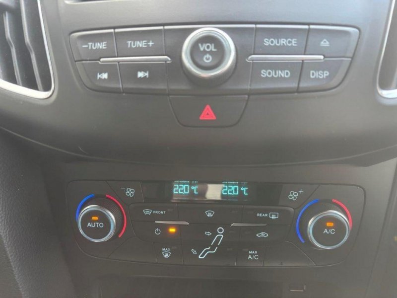FORD FOCUS