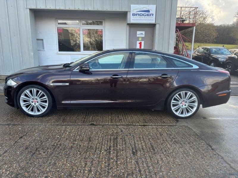 JAGUAR XJ