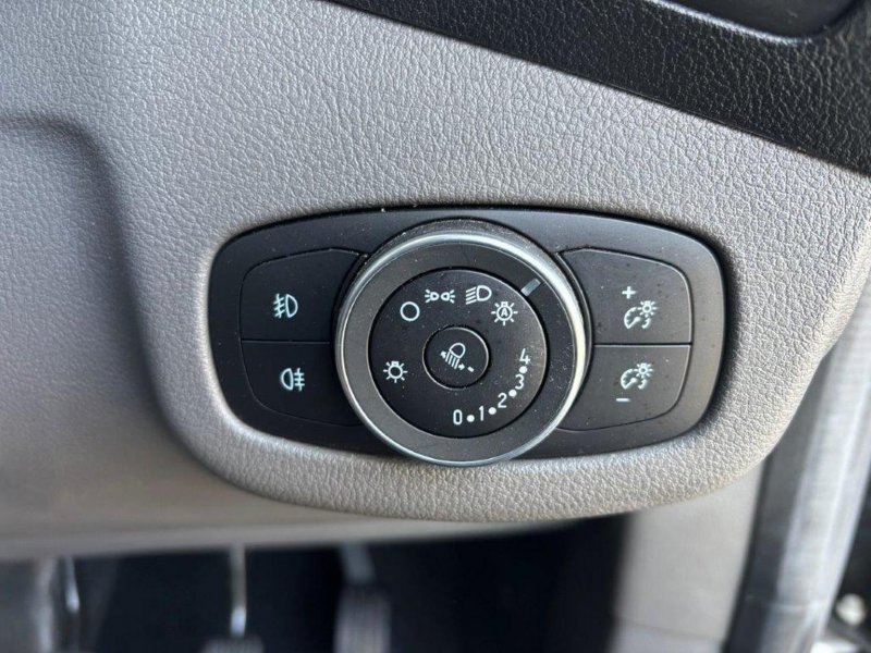 FORD TRANSIT CONNECT