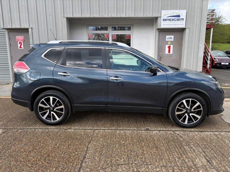 NISSAN X-TRAIL