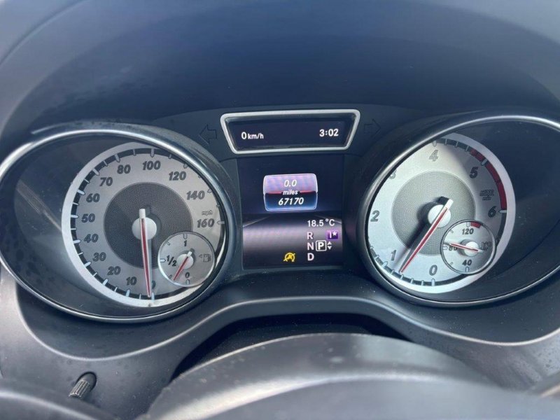 MERCEDES-BENZ GLA CLASS