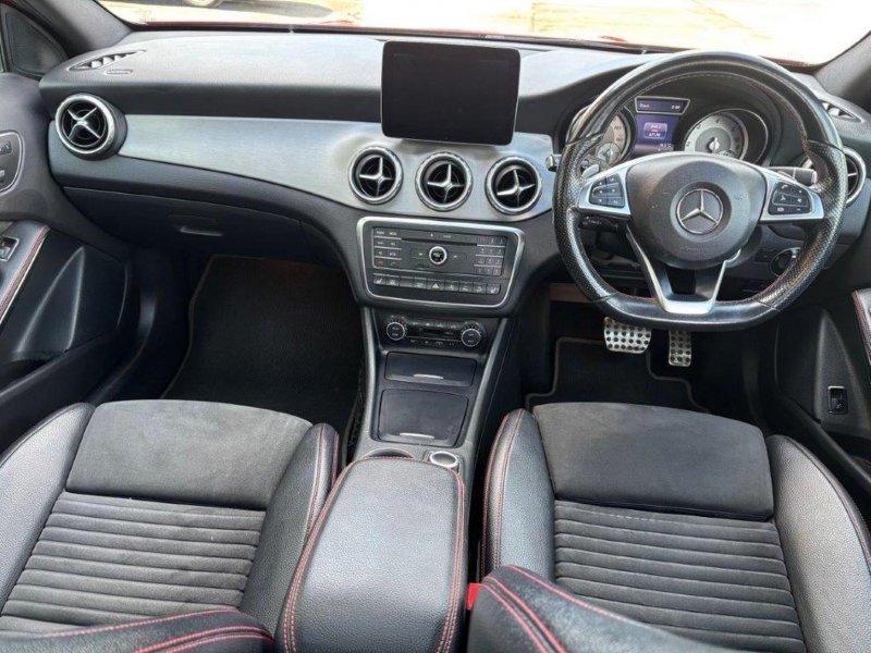 MERCEDES-BENZ GLA CLASS