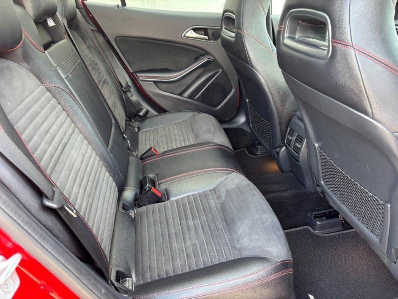 MERCEDES-BENZ GLA CLASS