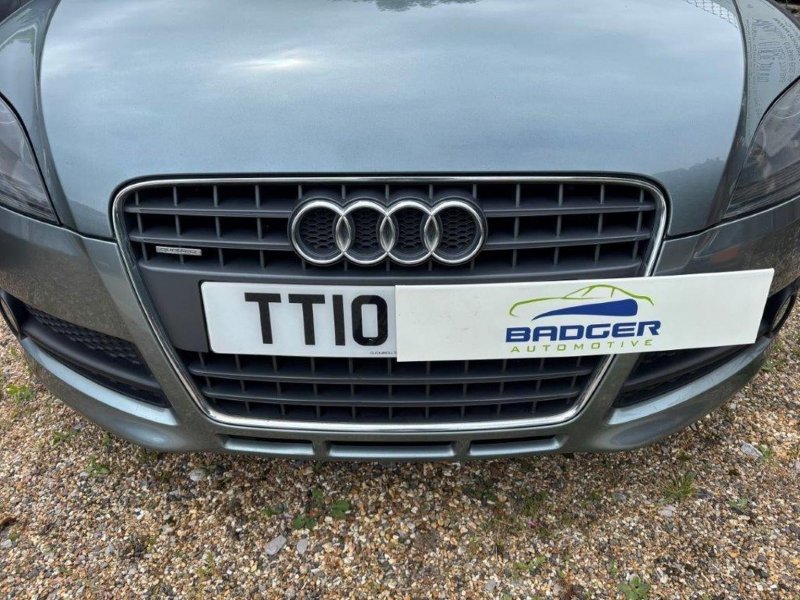 AUDI TT